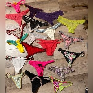 Assorted Women's Lace and Cotton Panties Set